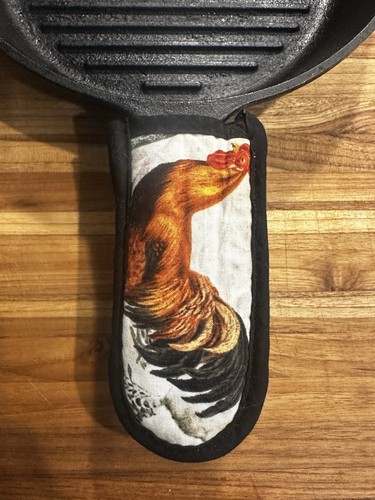 Lodge cast iron pan - cast,